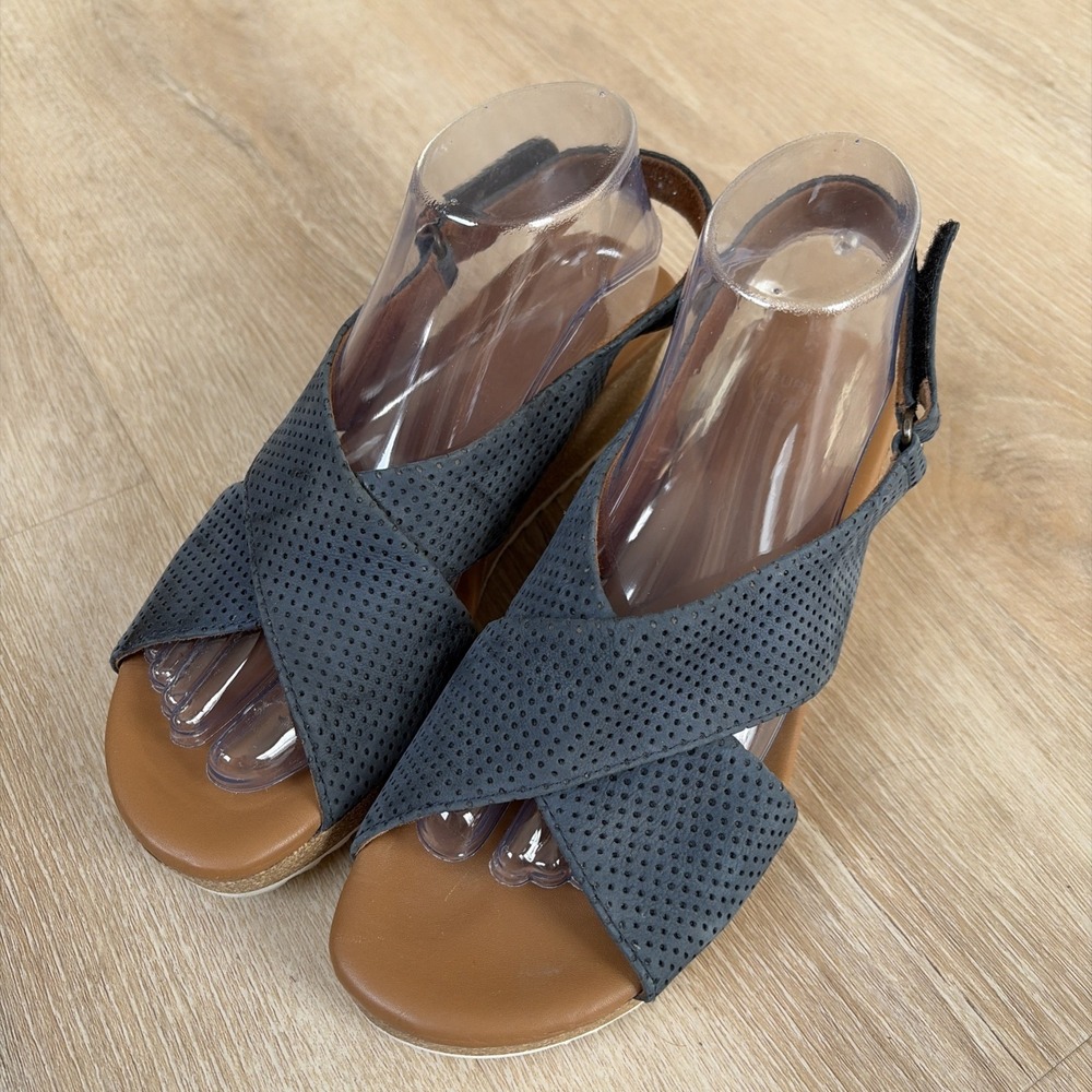 Paul Green Blue Suede Criss Cross Cork Wedge Sandal US 6 Hook & Loop Close EUC - Picture 2 of 9